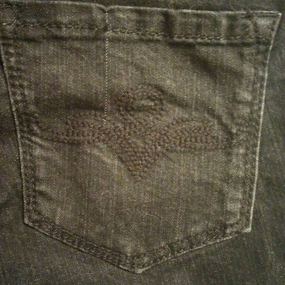 Rolled bottom hem Capri jeans - Picture 2 of 5